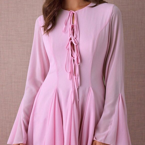 Pink Elegant Women's Romantic Flare Sleeve Mini Dress - Picture 3 of 7